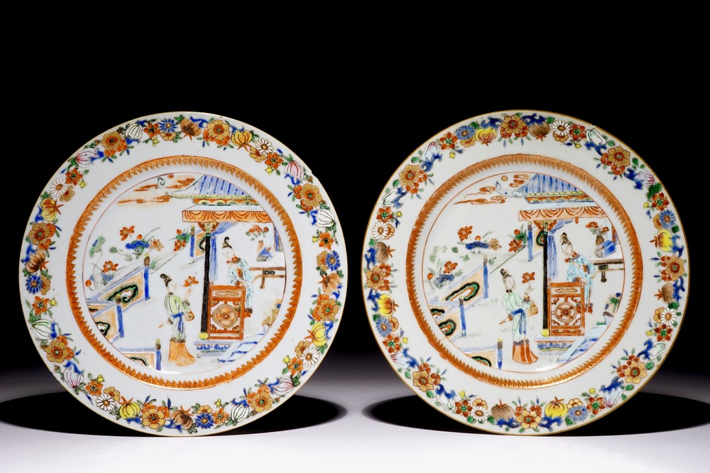 A pair of Chinese verte-imari plates with ladies on a terrace, Yongzheng