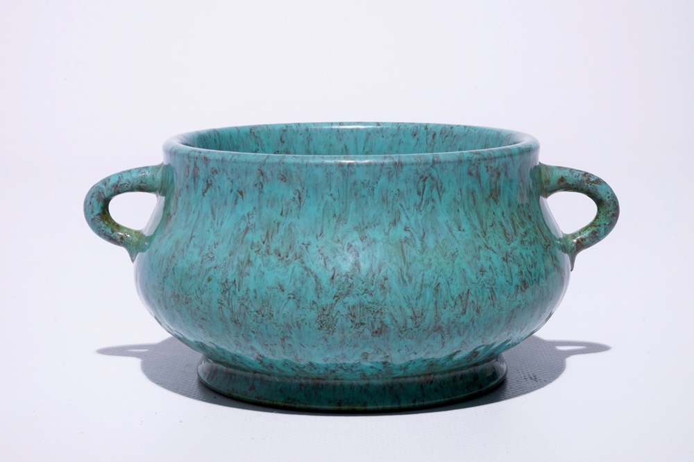 Een Chinese wierookbrander met robin's egg glazuur, Yongzheng merk, 19/20e eeuw