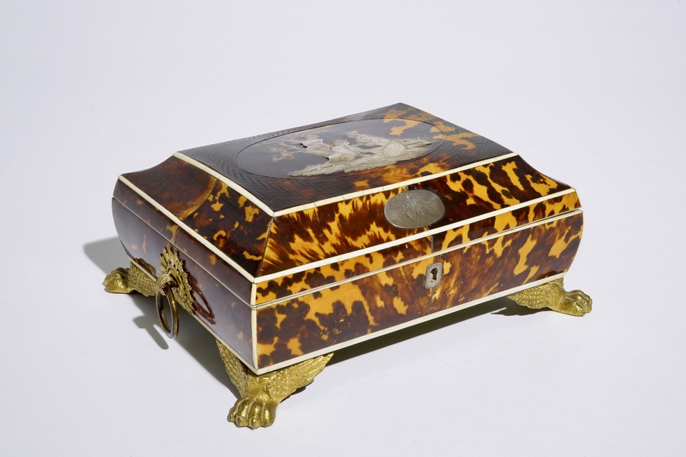 A Napoleon III silver inlaid tortoise veneer sewing box with gilt bronze mounts, France, 19th C.