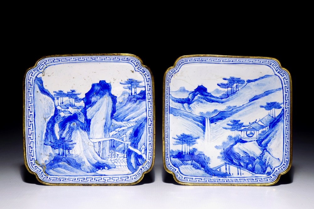 A pair of Chinese blue and white square trays in Canton enamel, 18th C.