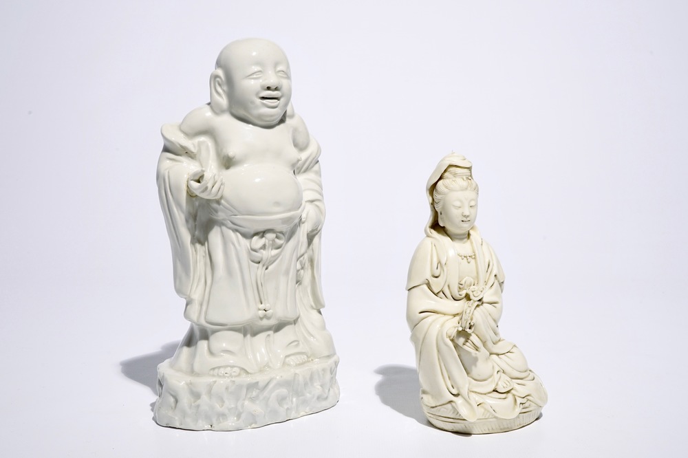 Deux figures de Bouddha et Guanyin en porcelaine blanc de Chine de Dehua, 19/20&egrave;me