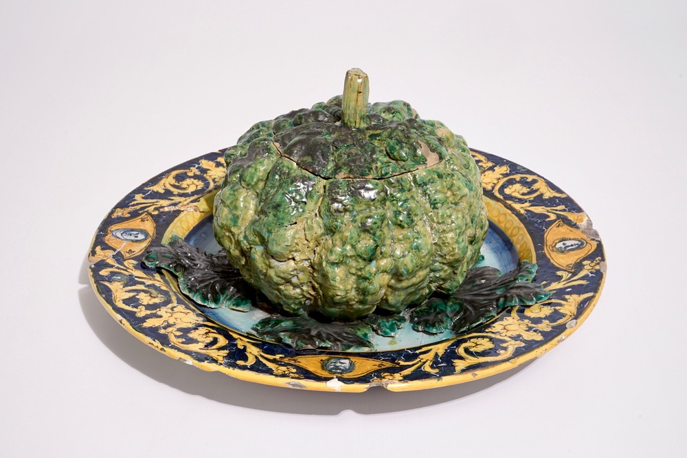 A polychrome trompe l'oeil cabbage-shaped tureen on stand, Italy, 18/19th C.