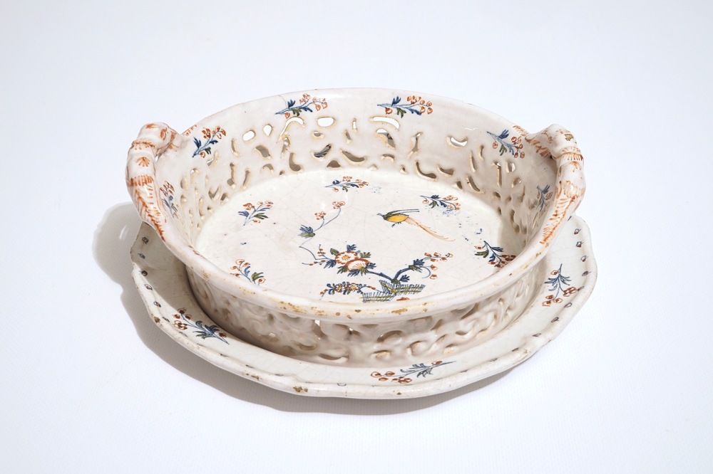 A reticulated polychrome Brussels faience &ldquo;La Haie Fleurie&rdquo; basket on stand, 18th C.