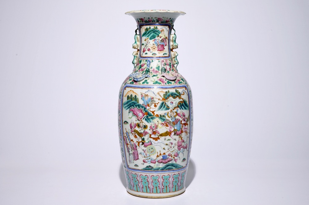 A Chinese famille rose vase with warriors on horseback, 19th C.
