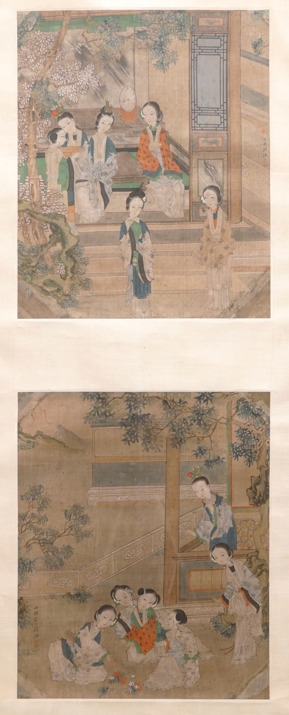 Een Chinees dubbelschilderij op textiel, 19e eeuw