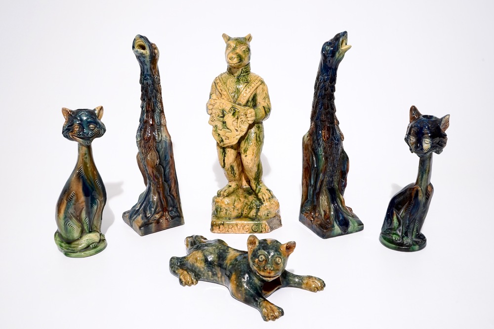 Drie katten, twee gargouilles en een Brugse beer in Vlaams aardewerk, 20e eeuw