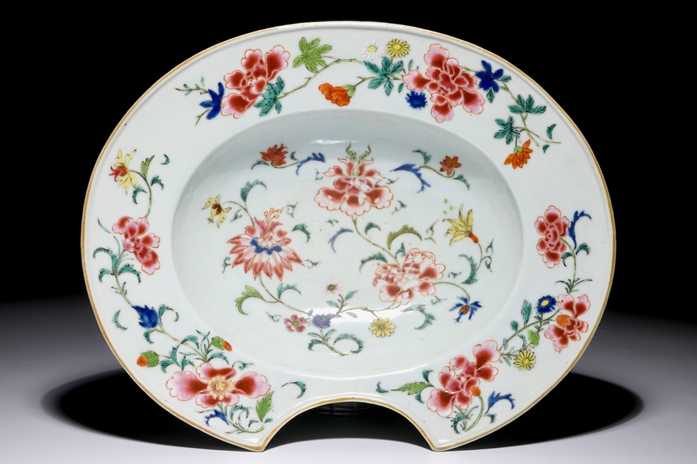 A Chinese famille rose shaving bowl with floral design, Qianlong