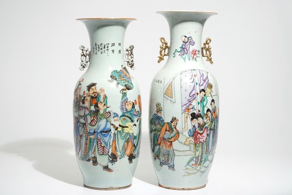 Deux grands vases en porcelaine de Chine famille rose et calligraphie, 19/20&egrave;me