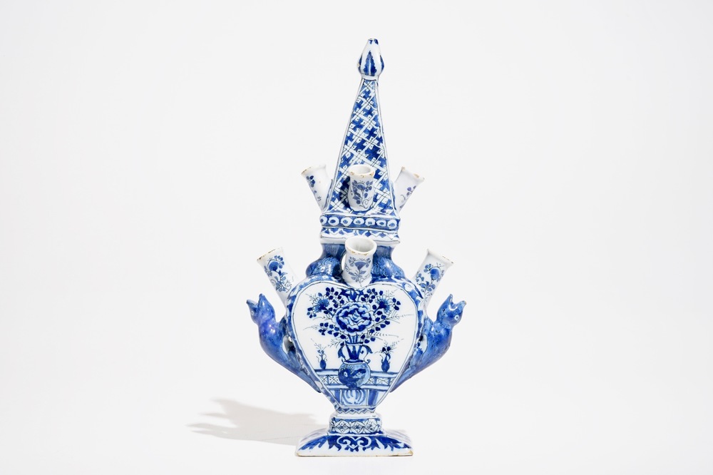 A Dutch Delft blue and white heart-shaped pyramidal tulip vase, 2nd half 17th C.