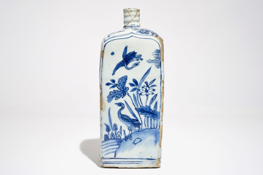 A Chinese blue and white square gin bottle, Wanli