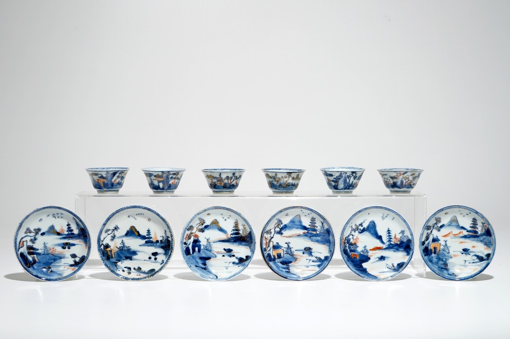 Acht Chinese Imari-stijl koppen en schotels met landschapsdecor, Kangxi