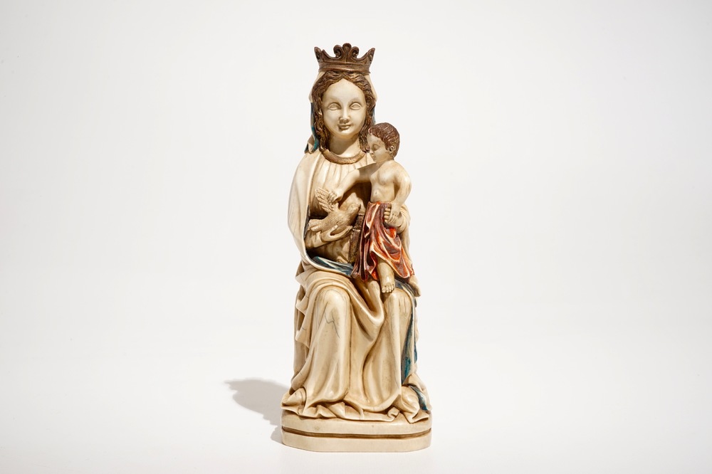Un mod&egrave;le d'une Vierge &agrave; l'Enfant en ivoire polychrome, prob. Dieppe, 19&egrave;me