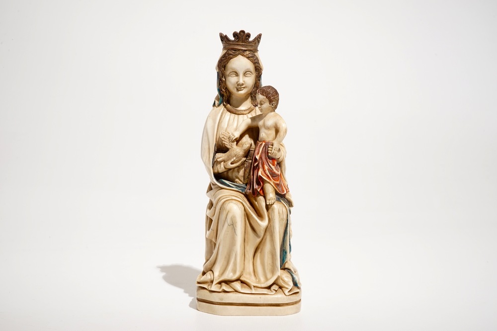 Een polychrome ivoren Madonna met kind, wellicht Dieppe, 19e eeuw