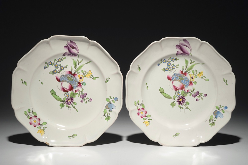 A pair of French faience plates with floral design, Joseph Hannong, Strasbourg, 18th C.