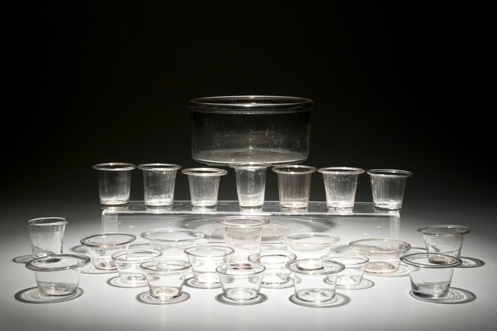 A large glass bowl and 27 smaller bowls, England or France, 19th C.