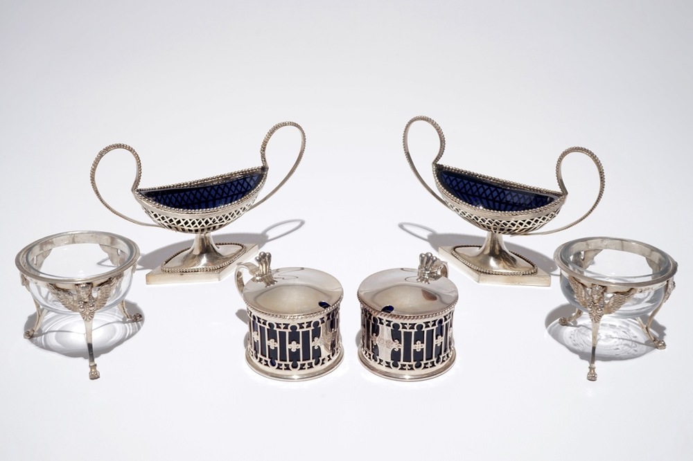 Two pairs of silver salvers and a pair of mustard jars, 19/20th C.