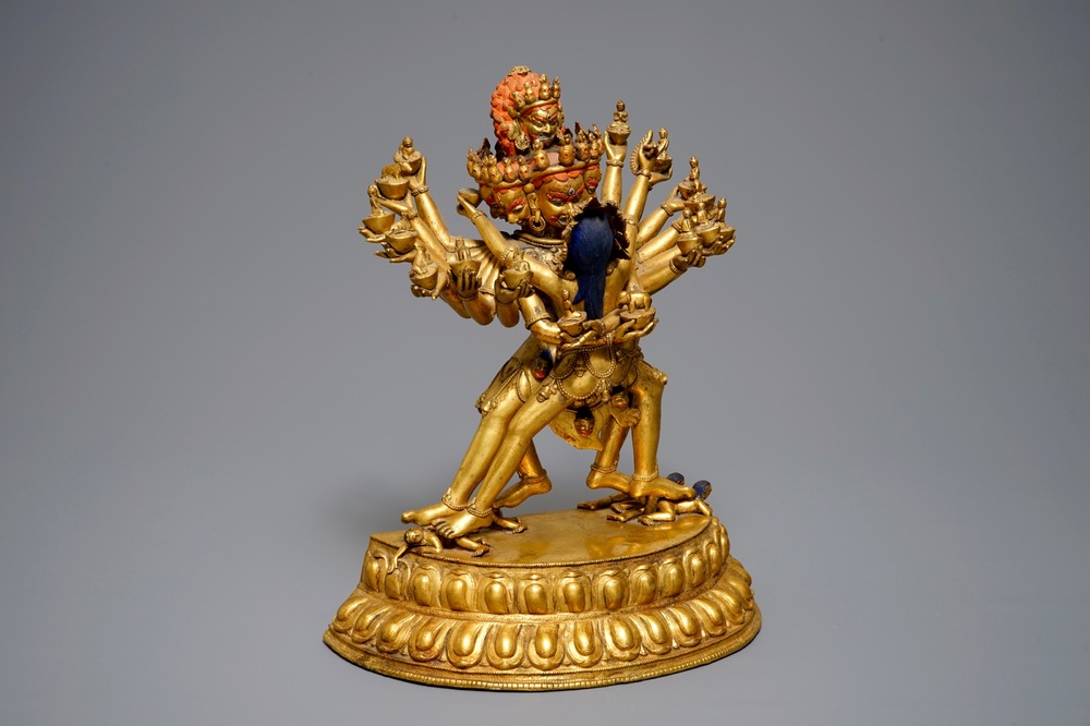 Une grande figure de Kapaladhara Hevajra en bronze dor&eacute;, Sino-Tibet, 17/18&egrave;me