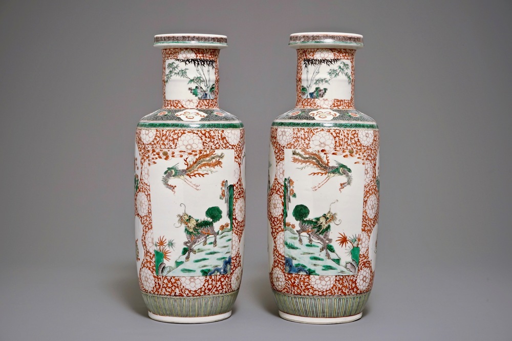 A pair of Chinese famille verte rouleau vases, Qianlong mark, 19th C.