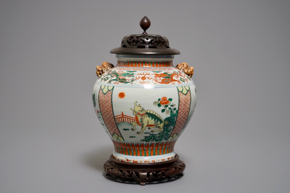 A Chinese wucai vase with mythical beasts, 19th C.