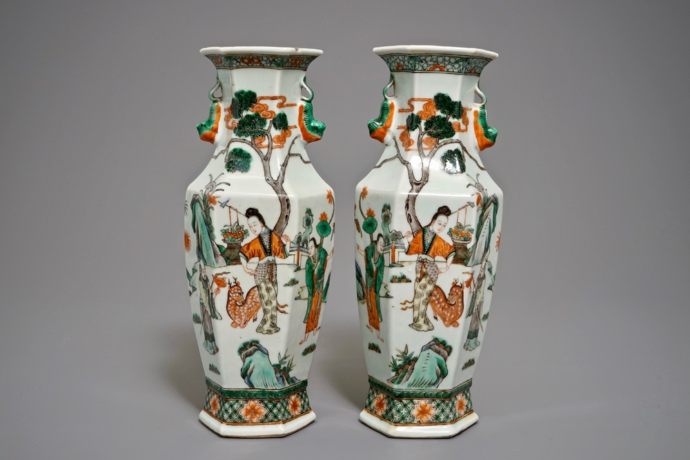 A pair of Chinese hexagonal famille verte vases with design of the immortal Magu, 19th C.