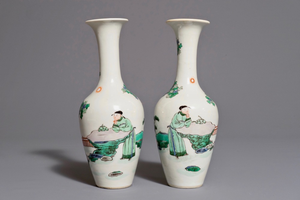 A pair of Chinese famille verte vases, 19th C