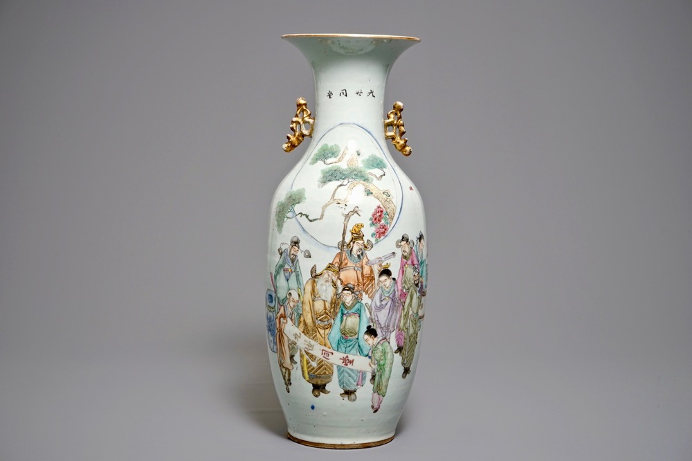 A fine Chinese famille rose vase, 19/20th C.