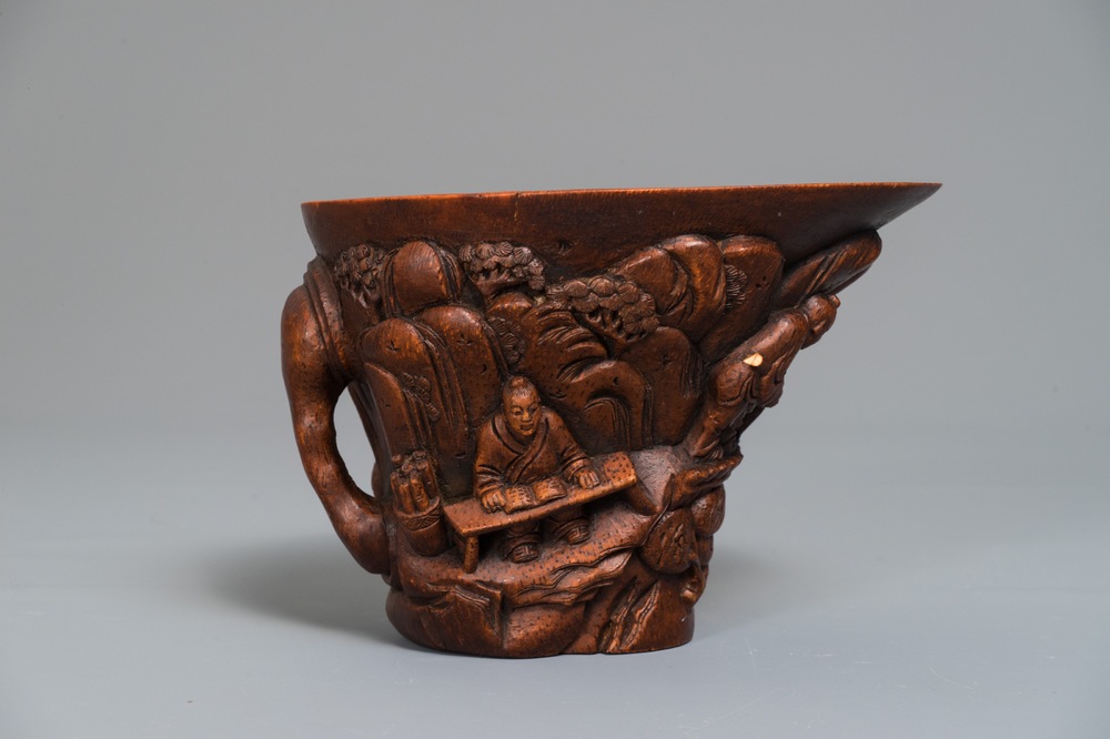 A Chinese carved bamboo libation cup, 18/19th C.