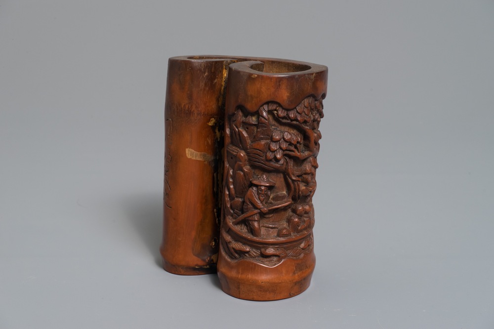 Un pot &agrave; pinceaux en bambou sculpt&eacute; avec inscription, Chine, 19&egrave;me