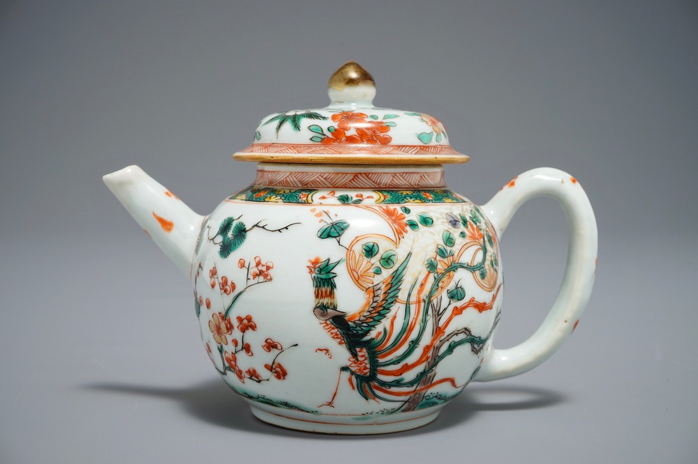 A Chinese famille verte 'Phoenix' teapot and cover, Kangxi