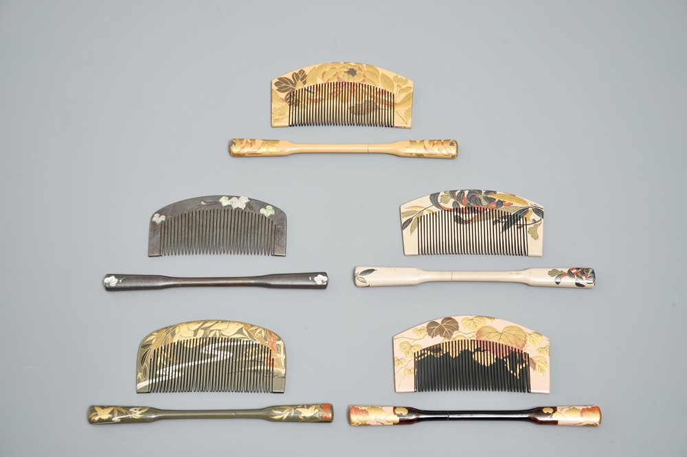 Twelve sets of Japanese lacquer Kushi combs and Kougai hair pins, Meiji, 19th C.