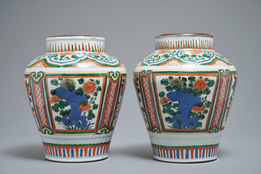Two Chinese wucai vases with peony flowers on rockwork, 19th C.