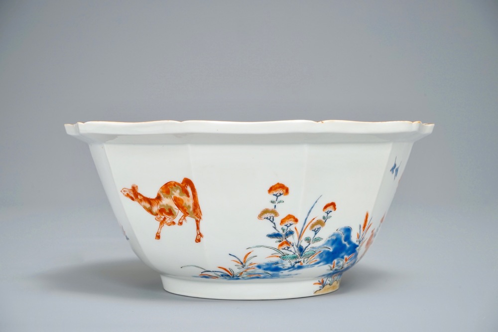 A Japanese decagonal Kakiemon bowl with horses among flowers, Edo, 17th C.
