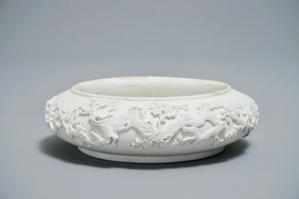 A Chinese biscuit brush washer with applied design, mark of Wang Bin Rong, 19/20th C.