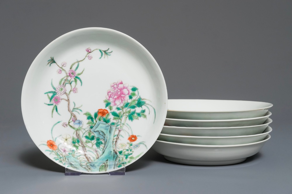 Six fine Chinese famille rose plates with floral design, Guangxu mark, Republic, 20th C.