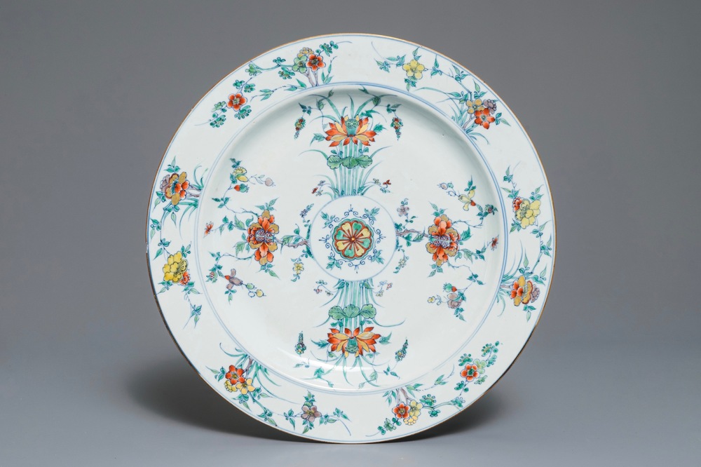 A Chinese doucai dish with floral design, Kangxi