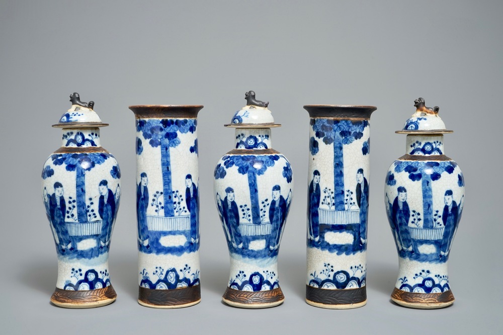 A Chinese Nanking crackle glazed blue and white five-piece garniture, 19/20th C.