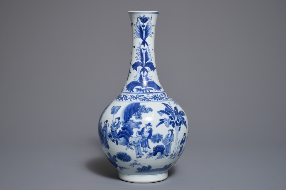 A Chinese blue and white bottle vase with figurative design around, Transitional period