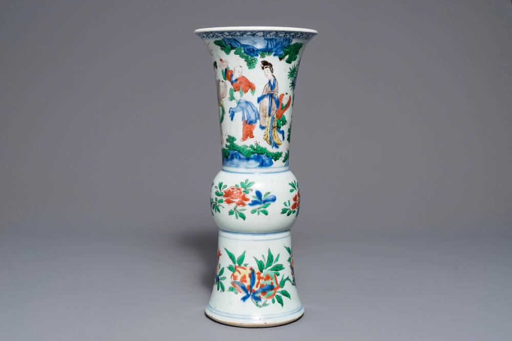 A Chinese wucai gu vase with figures, Shunzhi, Transitional period