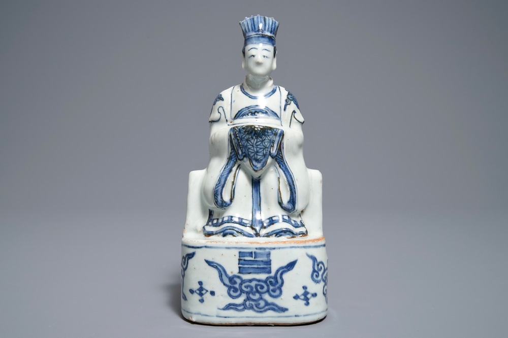 A Chinese blue and white model of a servant, Wanli