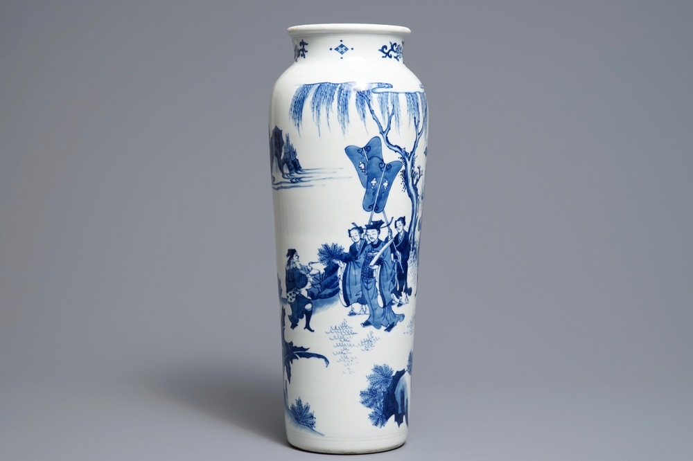 Een Chinese blauwwitte vaas in Transitie-stijl, 19/20e eeuw