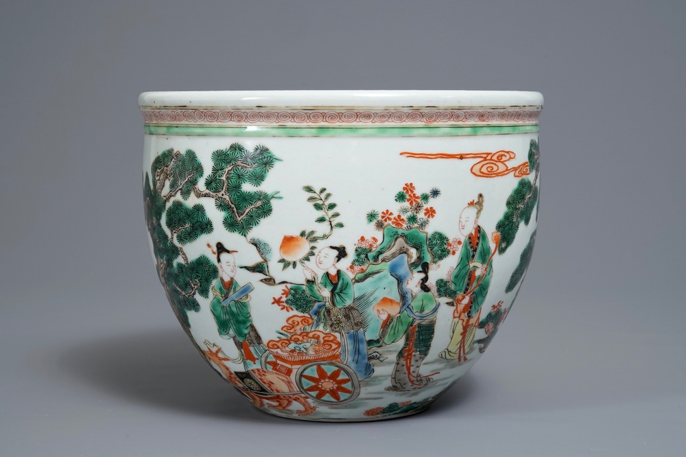A Chinese famille verte jardini&egrave;re, 19/20th C.