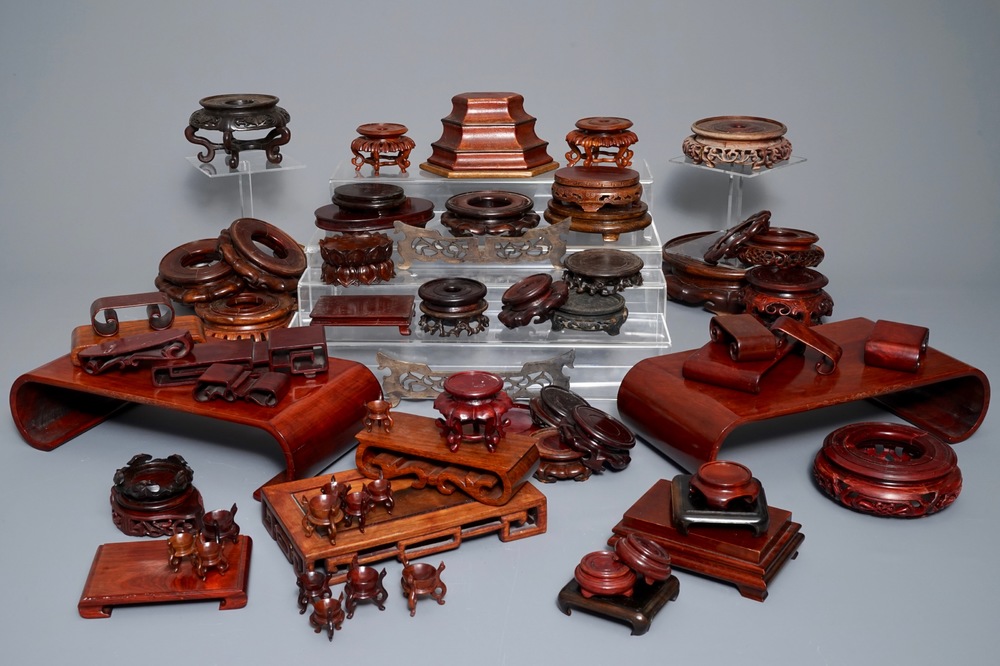 A collection of Chinese wooden stands, 19/20th C.