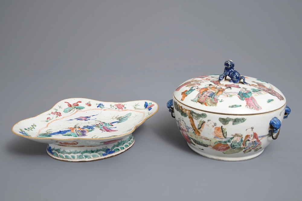 Un bol couvert et un bol sur piedouche en porcelaine de Chine famille rose, 19&egrave;me