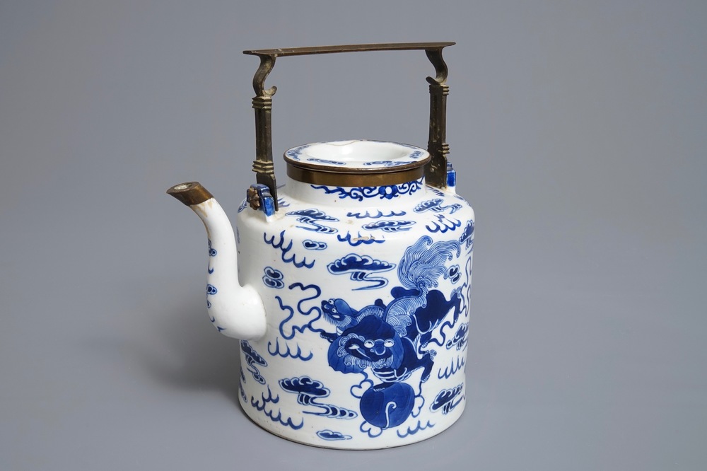 A Chinese blue and white Bencharong style teapot for the Thai market, 19th C.
