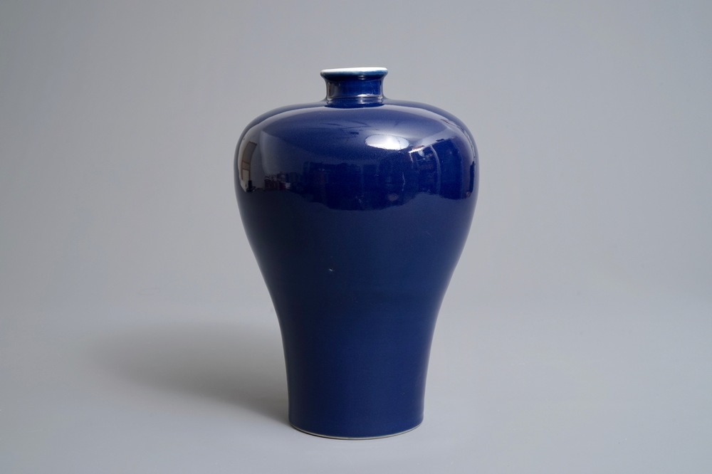 A Chinese monochrome blue meiping vase, Yongzheng mark, 19/20th C.