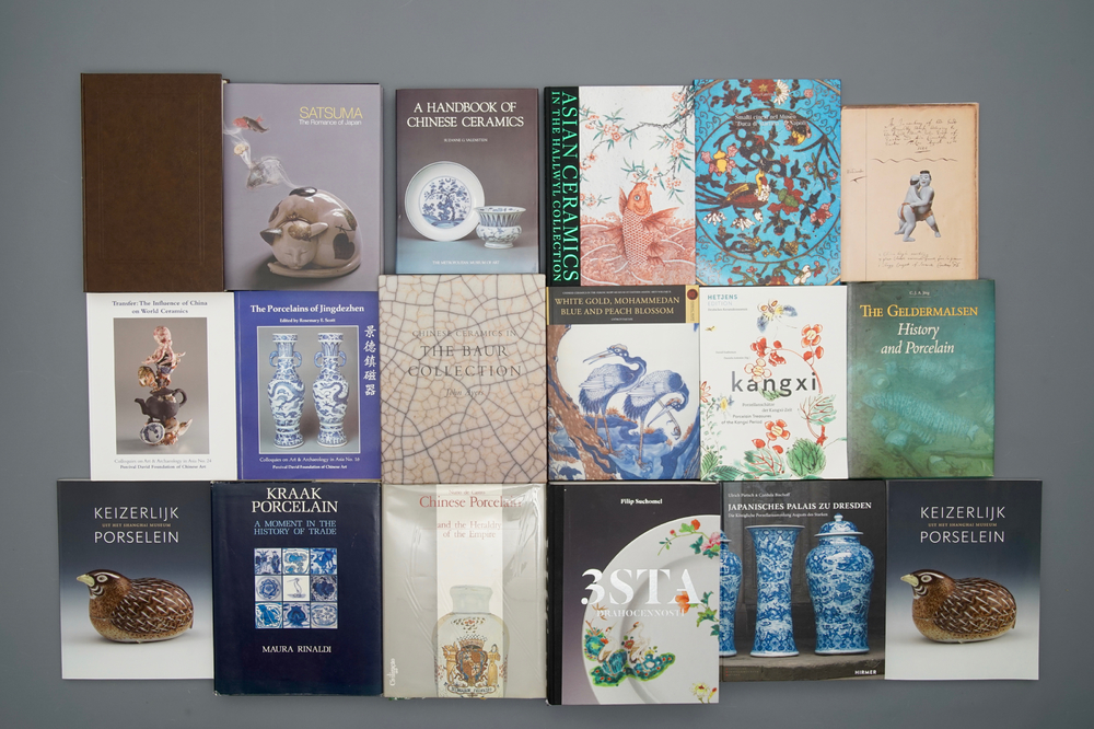 25 boeken over Chinees en Japans porselein, w.o. enkele zeldzame werken