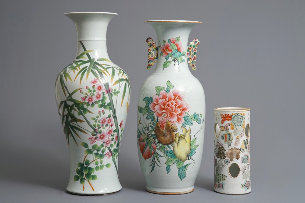 Two Chinese famille rose vases and a qianjiang cai hat stand, 19/20th C.