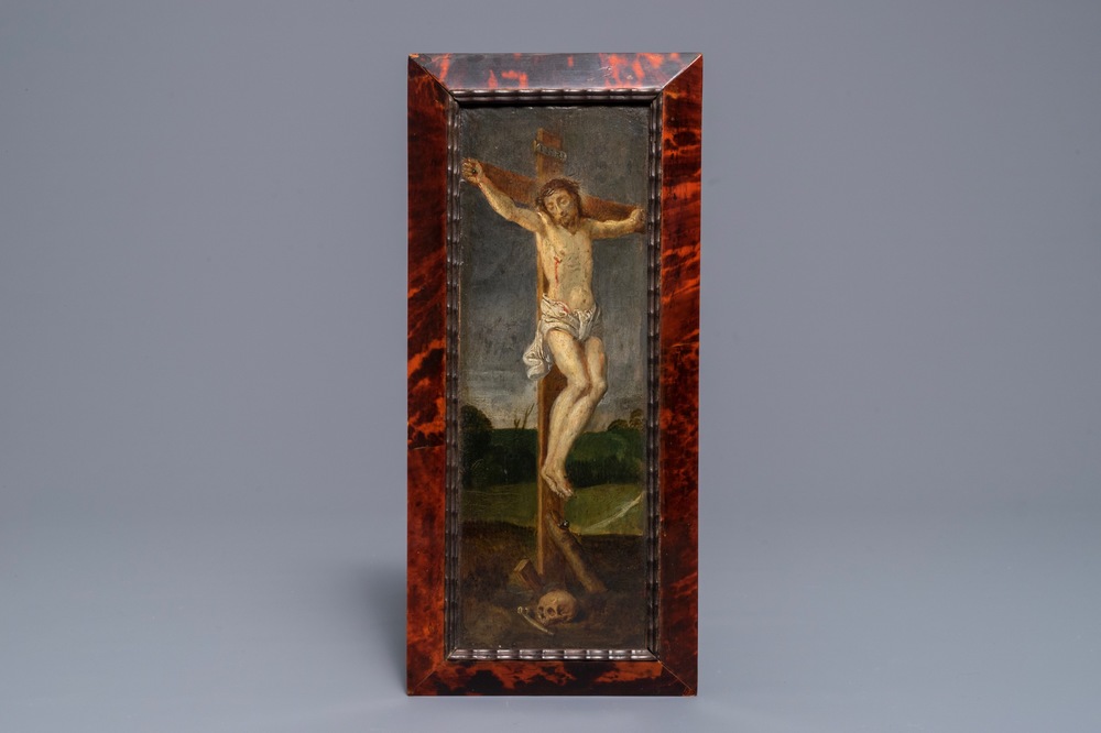Flemish school: Christ on the cross, oil on panel, 16/17th C.