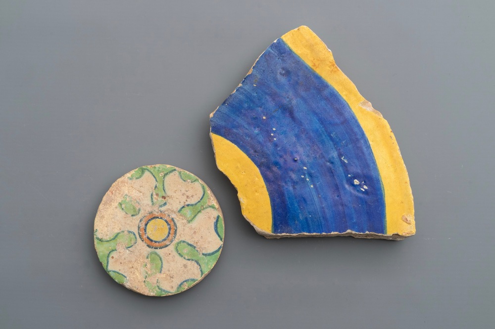 Two maiolica tiles from the castle of Breda, attr. to the Guido Andries workshop, Antwerp, 1535-1550