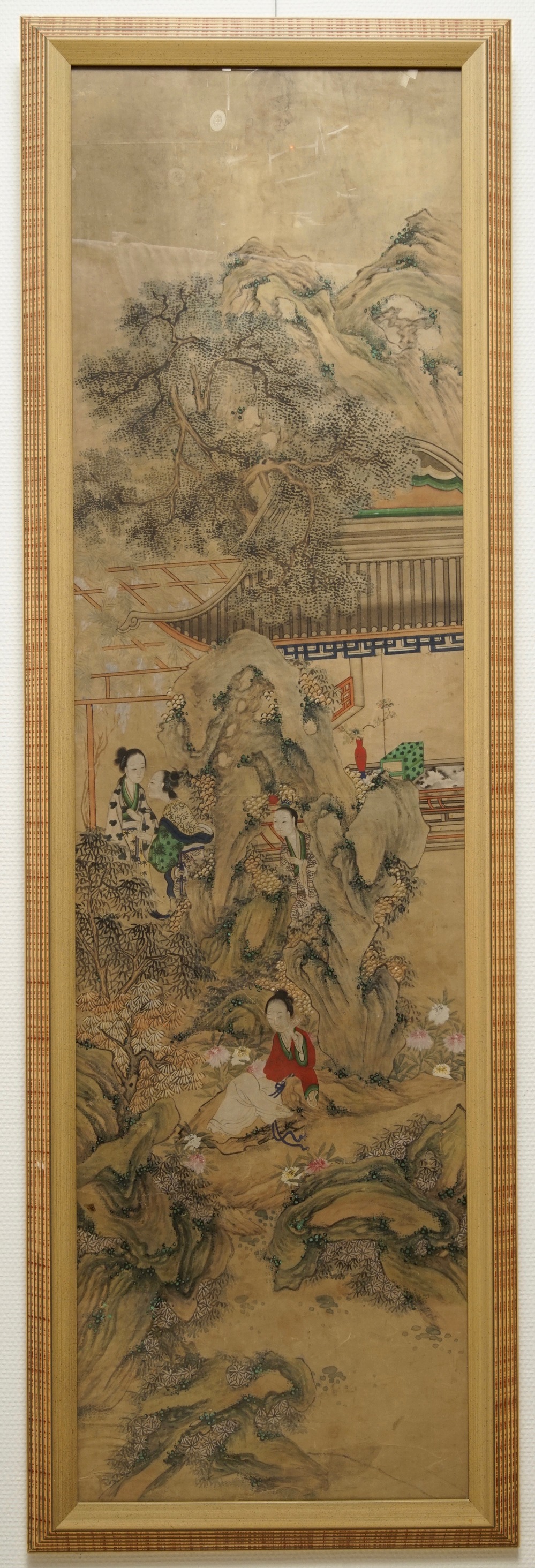 Chinese school: A view on the spring palace, 16/17th C. and 'Guanyin with servants', 19th C.